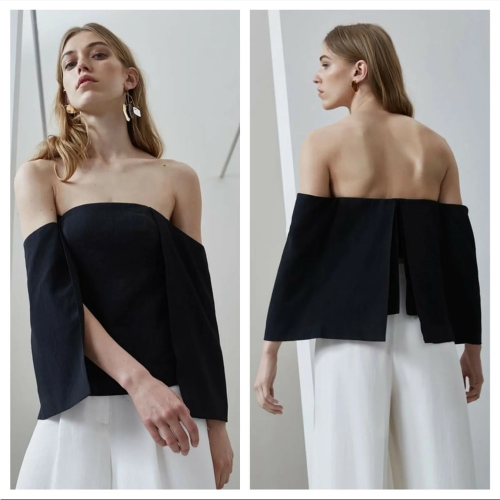 NWT in FROST color - C/meo collective top